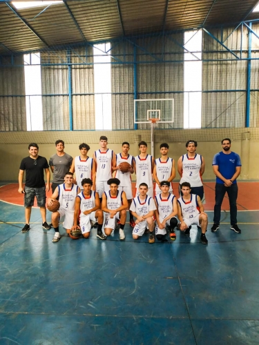 Noticia equipes-de-basquete-do-eoc-disputam-copa-contagem