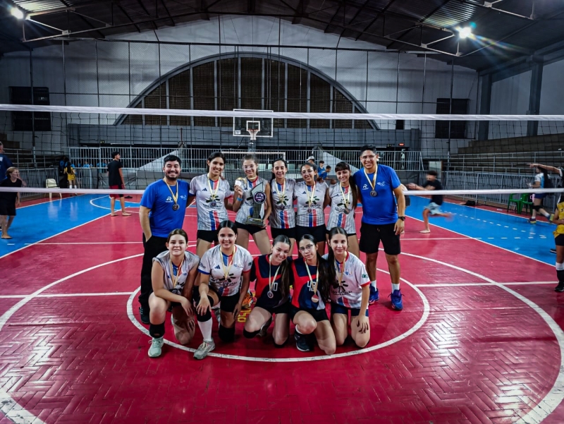 Noticia estrela-conquista-titulo-na-4-copa-estrela-de-volei-feminino-sub-15