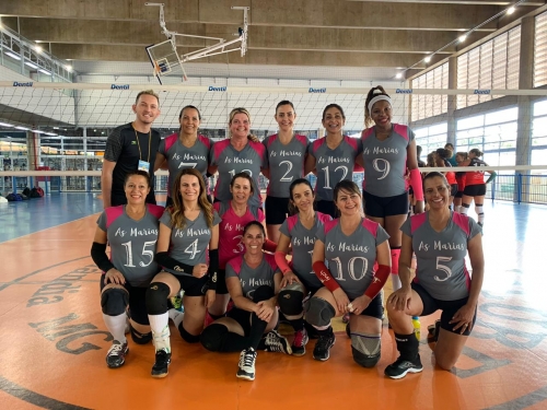 Noticia equipe-feminina-do-estrela-e-campea-da-4-copa-master-de-volei